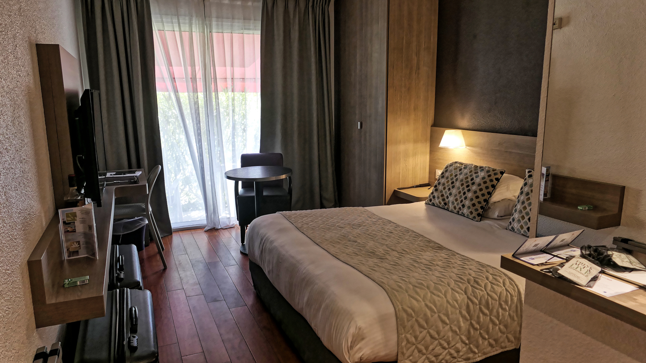 20260527•165436•Hotel•Saint-Raphael•Provence-Alpes-Cote d'Azur•FR